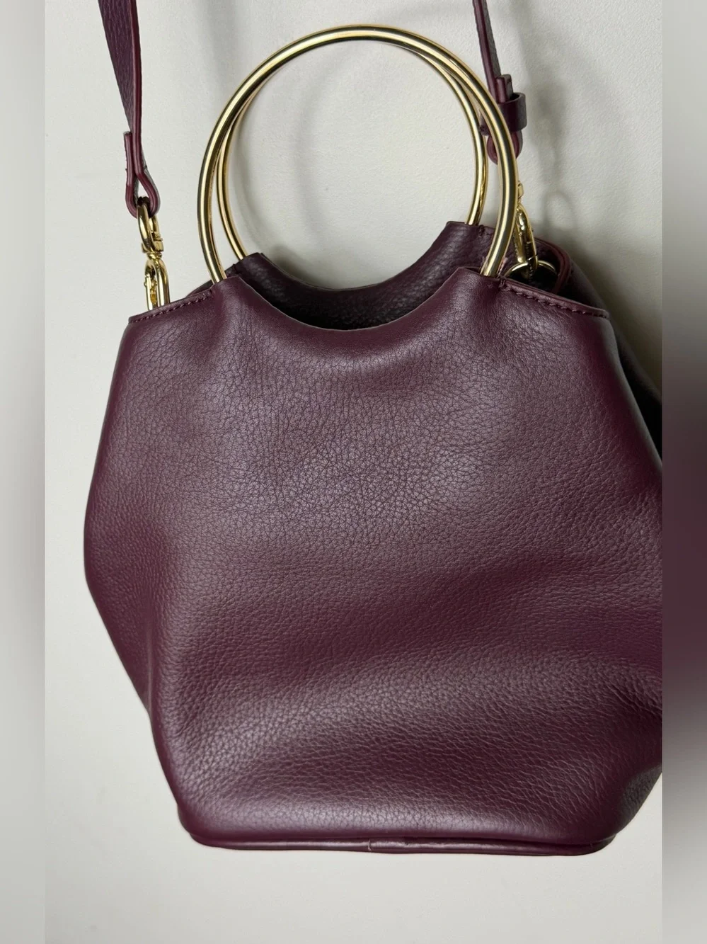 Thacker New York Bonnie O gold handle bucket Crossbody Purse burgundy Leather